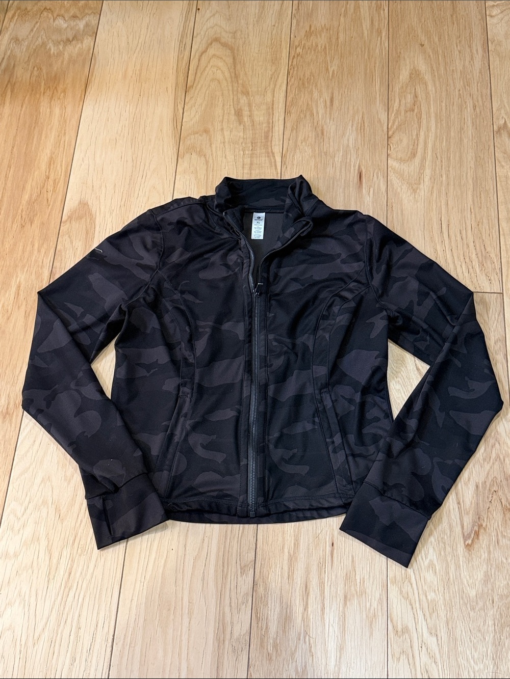 90 Degree Black Camo Lightweight Zip Jacket